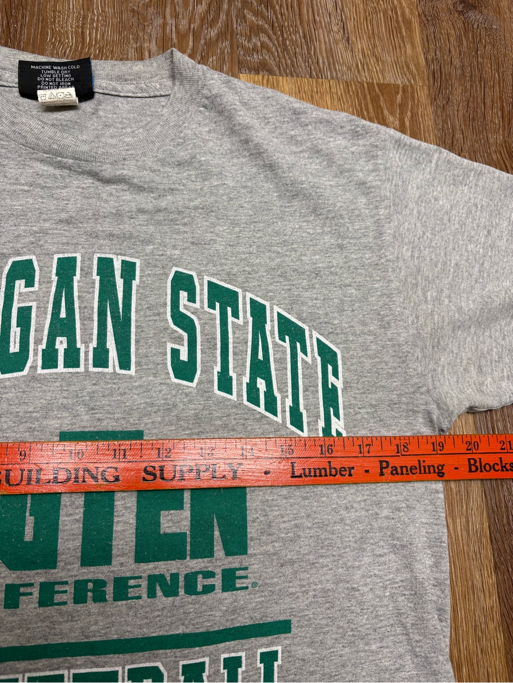 Finish Line Gray And Green Michigan State Basketball Tee — image 5 of 8